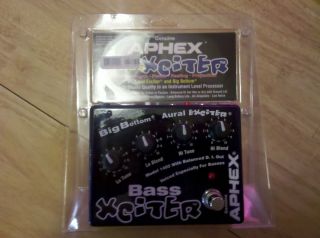 Aphex 1402 Bass Xciter Bass Guitar Effect Pedal