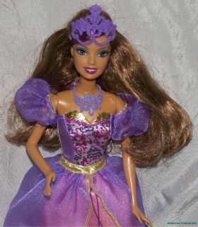 Mattel 2008 Barbie and the Three Musketeers 2 In 1 Viveca Doll