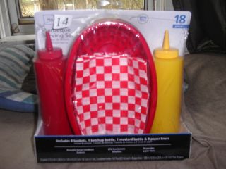 Mainstays Barbeque Serving Set 18 Pieces Brand New