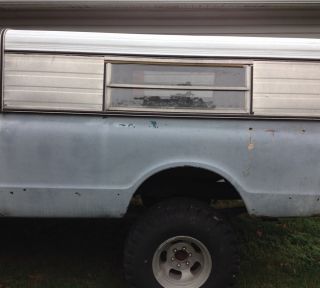 1967 1972 Chevy Truck Bed w Tailgate and Topper