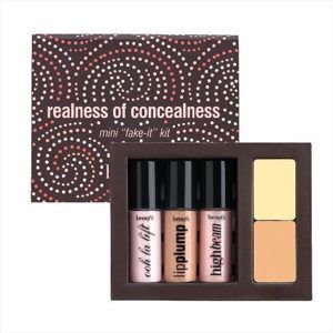 Benefit realness of concealness kit AWESOME