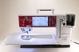 BERNINA 830 LE Limited Edition Embroidery Machine   Computerized w 