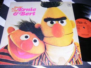   Sesame Street LP Havin Fun with Ernie and Bert Gatefold w Game