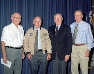 15 pilots Robert White, Dana, Neil Armstrong, Joe Engle 8X12 
