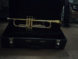 Besson Trumpet w Case and Besson 7c Mouthpiece