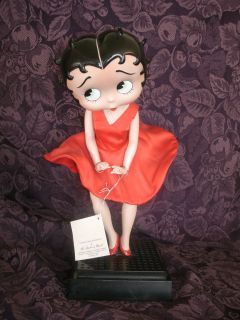   Collection~ Danbury Mint 16 Porcelain Betty Boop Toast of the Town