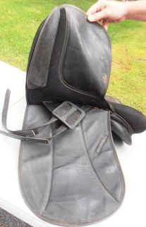 this listing is for a good used 17 english riding saddle