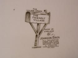 Vintage * Johnson Brothers * FRIENDLY VILLAGE * lg Oval VEGGIE BOWL 