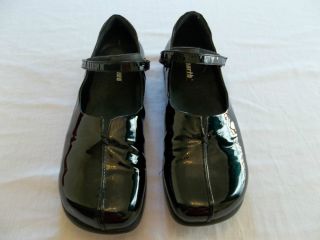Earth Solar Black Patent Leather Flats with Velcro Strap Womens 12 B 