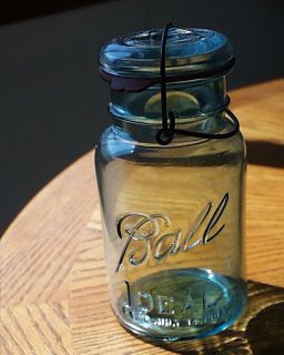 Vintage Ball Blue Ideal Quart Jar With Blue Glass Lid Lightning Dimple 