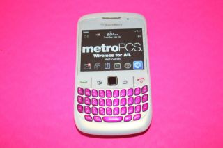 METRO PCS BLACKBERRY CURVE 8530 CELL PHONE WHITE & PINK WiFi CDMA GPS 