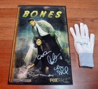 Bones Signed Cast Poster David Boreanez Emily Deschanel Stephen Comic 