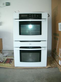 BOSCH 30 Wide Electric Double Oven HBL752A UC White New Local Pickup 