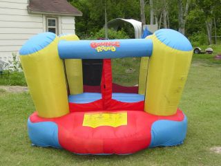 Spin Master Bounce Round Inflatable Bounce House with Fan