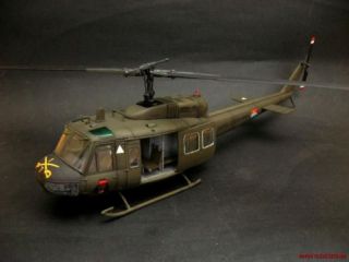 35 Build to Order US Vietnam UH 1D Huey Helicopter
