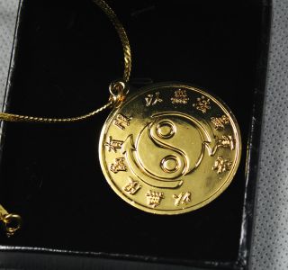 Bruce Lee Original Necklace 24K Gold Plated Medallion RARE