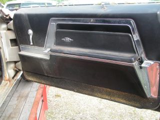 1967 Buick Riviera Passenger Right Door Complete w Glass Panels Chrome 
