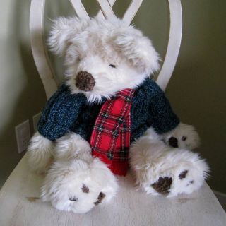 Russ Berrie Bundles Large 24 Plush Stuffed Bear