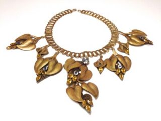 VINTAGE CLASSIC JOSEFF OF HOLLYWOOD CALLA LILLY LEAVES NECKLACE