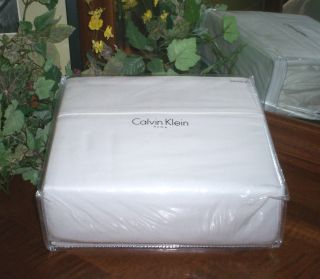 NIP Calvin Klein Home Sheet Set Silky Soft 300T Cotton Sateen 18 4P 