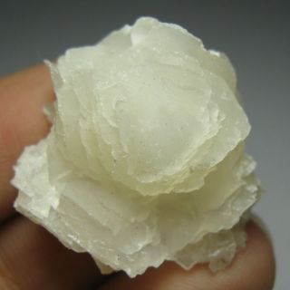 White Curved Lamellate Calcite Crystal Specimen CAH99IF0539