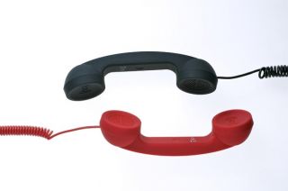 Turn back the clock with the MoshiMoshi 01H Retro Handset. Click here 