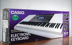 Casio WK 220 Electronic Keyboard System Step Up Lesson 76 Key w Stand 