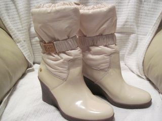 UGG Australia Cassady Cream Color Boots Sheepskin Insoles Womans Sz 6 
