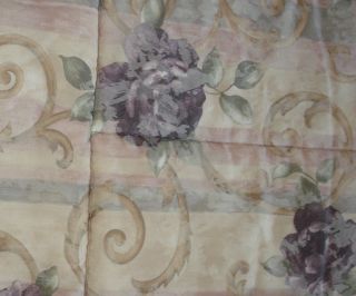 croscill chambord cassis king comforter this is in good gently used 