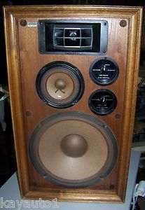 VINTAGE PAIR PIONEER CS A700 SPEAKERS SOUNDS GREAT FULLY TESTED