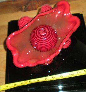 Dale Chihuly Chinese Red Seaform Pair with Ebony Lip Wraps 1995 