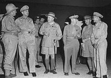 RARE War Douglas MacArthur WWII Signed Paul Calle APOLLO11 Neil 
