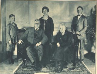 1924 C LG Photo Image Theodore Christianson Minn with Family