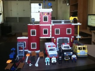 Imaginext Fire Police Rescue Center Figures and Vehicles