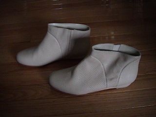 NEW Rachel Comey Short Cherry Flat Boots Booties Cream Creatures Of