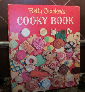 Vintage 1963 Betty Crockers Cooky Cookie Book