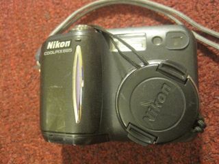  Nikon Coolpix Camera 885 N2 Door Broken