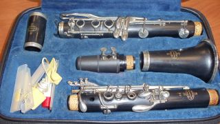 Buffet Crampton Cie A Pairs B12 Clarinet with Case