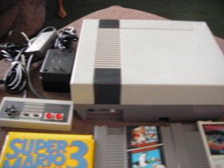 Nintendo NES Deluxe Console NTSC