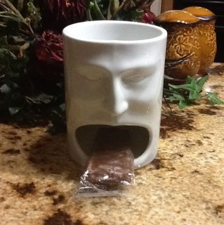 Cordon Bleu Unique Big Face Open Mouth Mug Holds Twinkies or Cookies