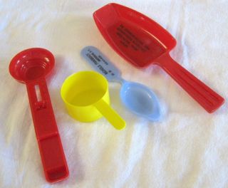 Colored Advertising Plastic Measuring Scoops Spoons Red Yellow Blue