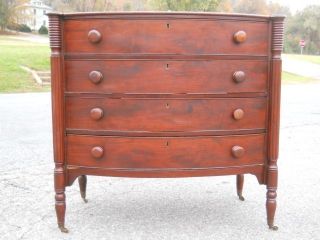 Antique American Sheraton Period Mehogany Chest of Drawers c. 1810