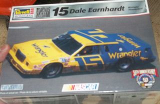 REVELL Dale Earnhardt WRANGLER THUNDERBIRD #15 MOORE NASCAR Model Car