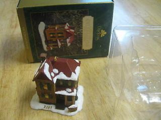 Victorian House Christmas Tree Ornament / Decoration NEW / Vintage