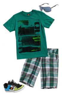 Quiksilver T Shirt & Shorts (Big Boys)