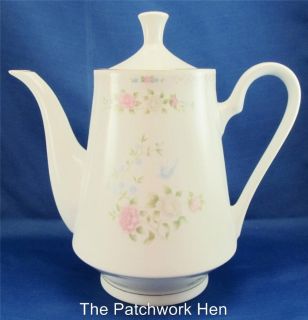 Crown Ming Fine China Bird Of Paradise Tea Pot Excellent Condition