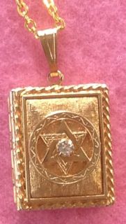 Vintage Judaica Star of David Rhinestone Book Locket Pendant Necklace