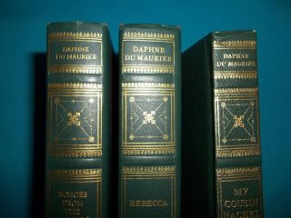 THREE INTERNATIONAL COLLECTORS LIBRARY BOOKS BY DAPHNE DU MAURIER