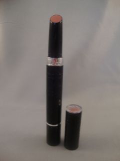 Dior Serum de Rouge Lip Treatment Color 640 Soft Pink Serum