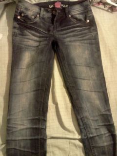 Size 0 Almost Famous jean
